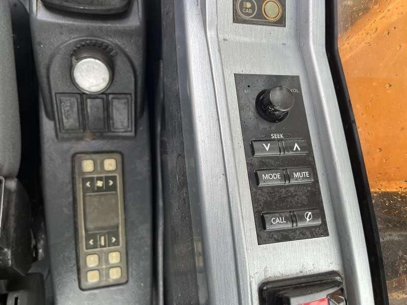 2010 Hyundai R140LC-9 Crawler Excavator