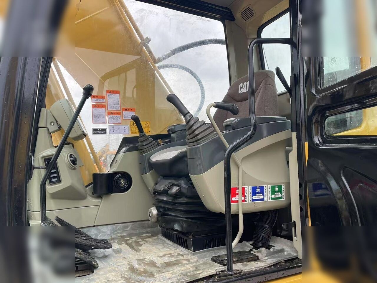 2012 Caterpillar 320CL Crawler Excavator