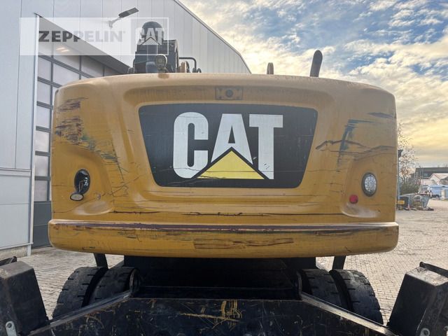 2015 Caterpillar MH3022 Material Handler