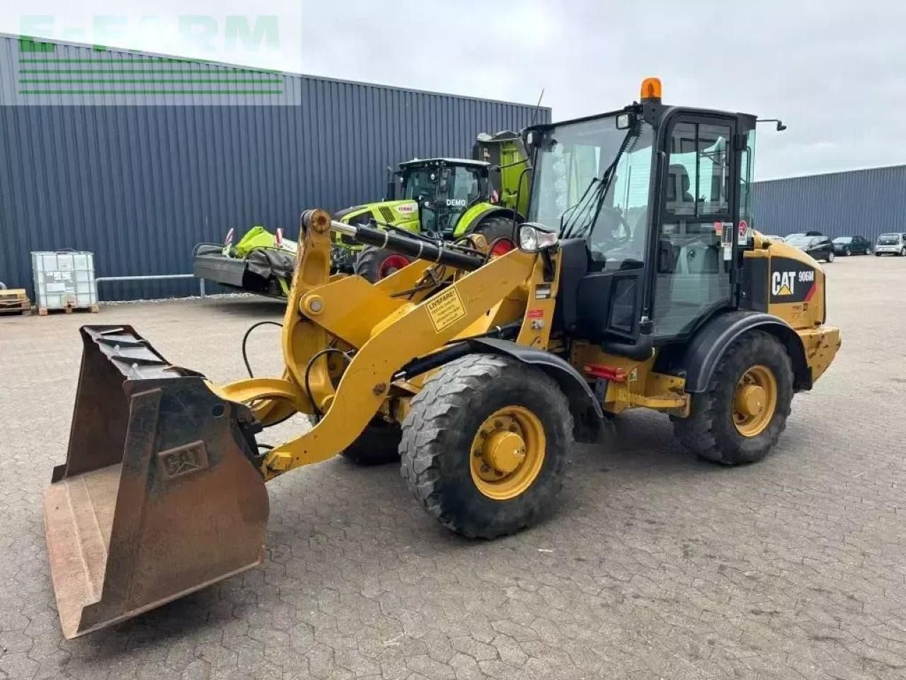 2015 Caterpillar 906M Mini Excavator