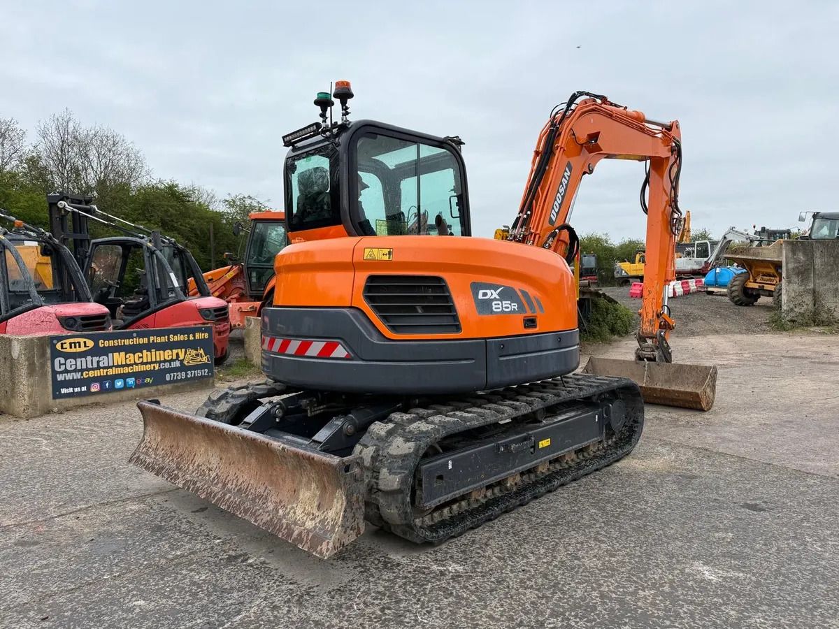 2022 Doosan DX85R-3 Crawler Excavator