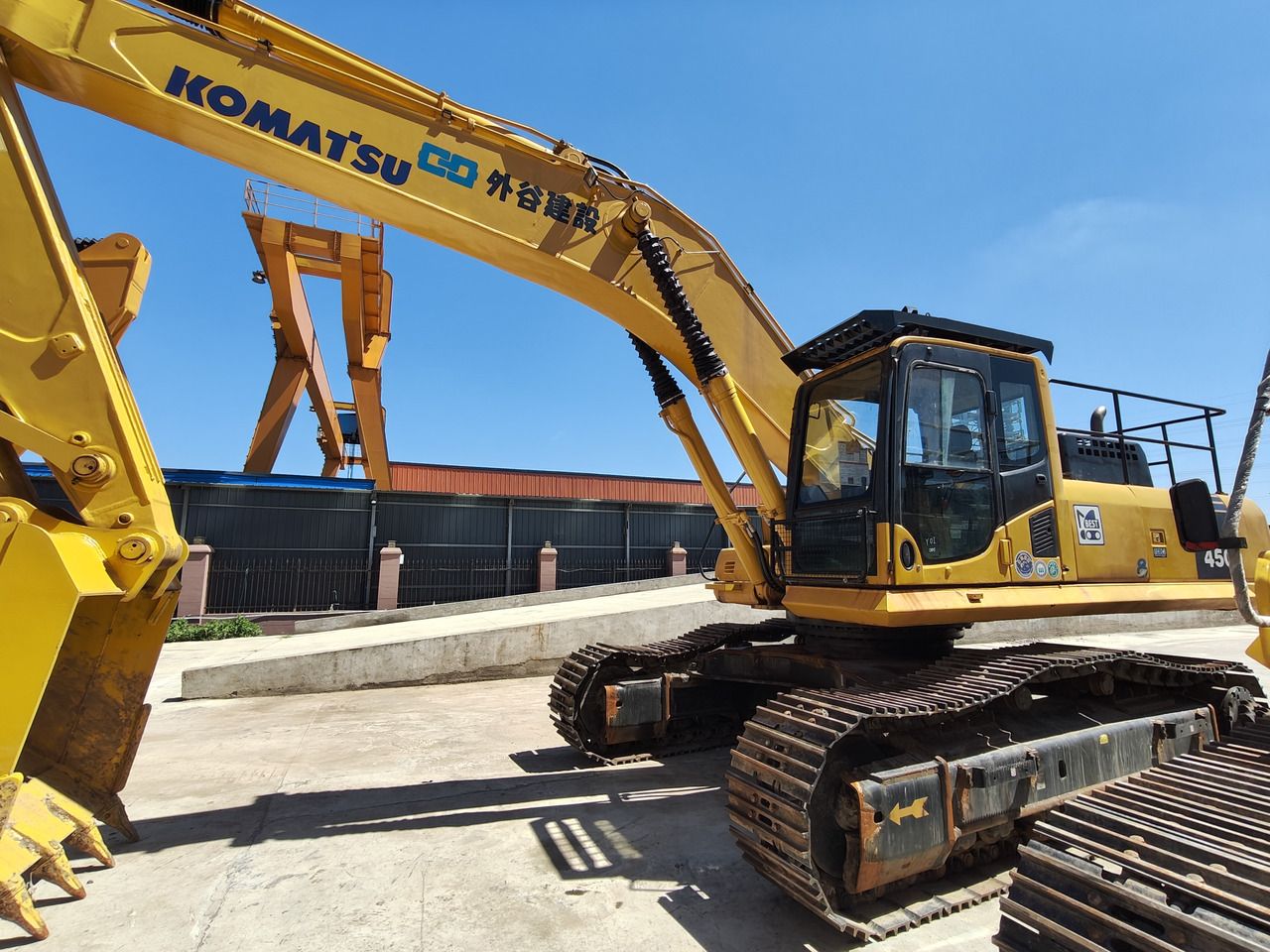 2022 Komatsu PC450-8 Crawler Excavator