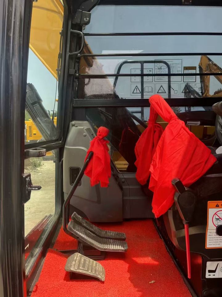 2022 Caterpillar 323D2L Crawler Excavator