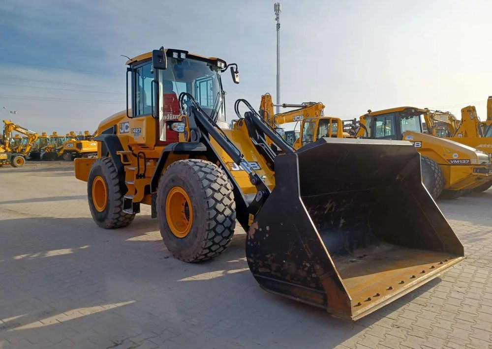 2022 JCB 427HT Wheel Excavator
