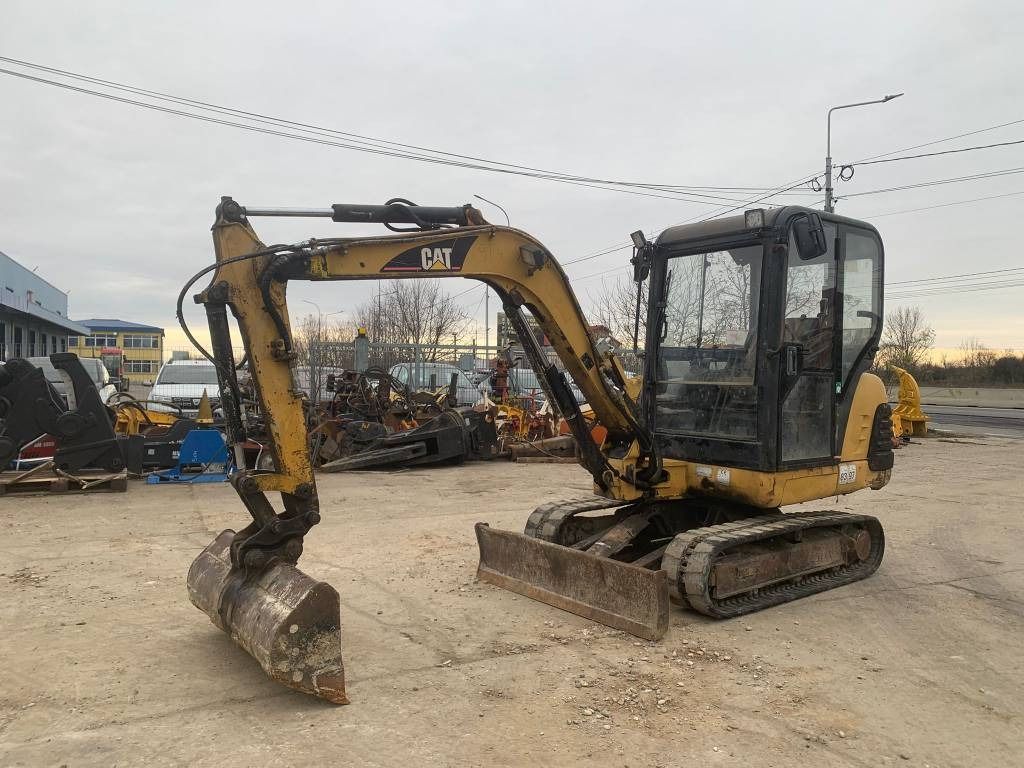 Mini Excavadora Caterpillar 302.5 2000