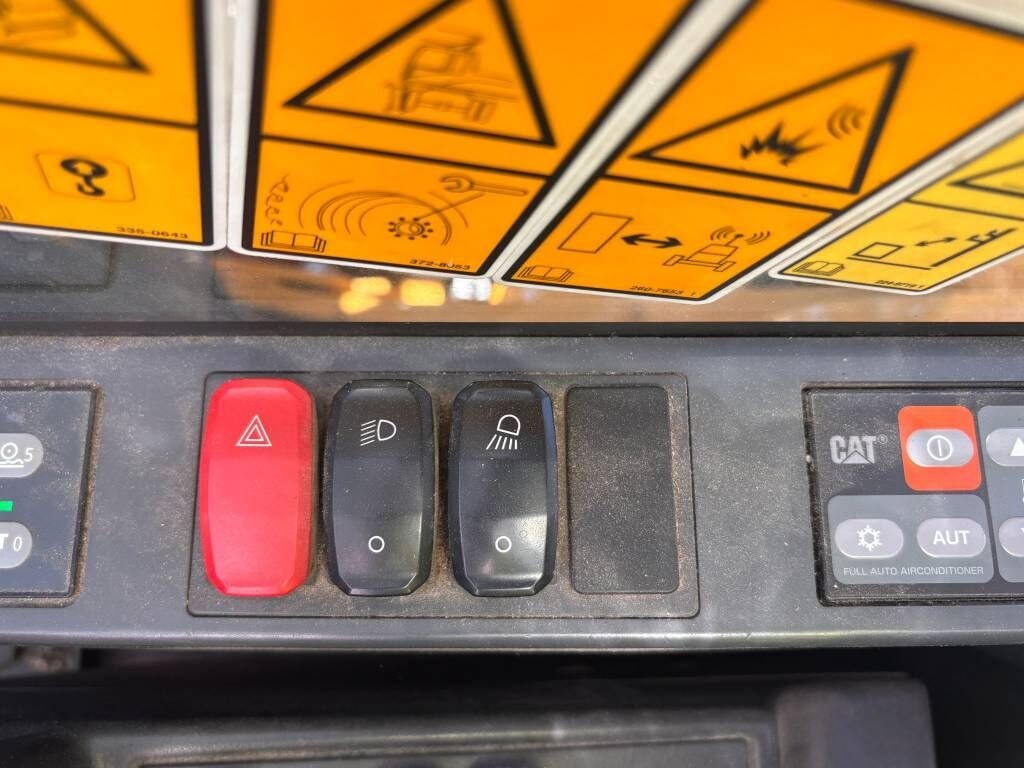 2017 Caterpillar MH3022 Material Handler
