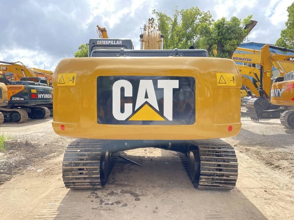 2024 Caterpillar 320D2 Crawler Excavator