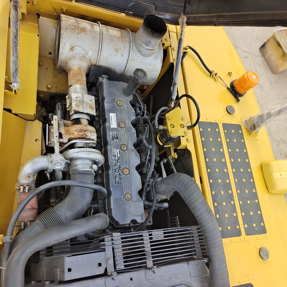 2024 Komatsu PC220-8 Crawler Excavator