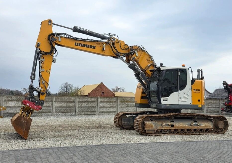 2020 Liebherr R926COMPACT Crawler Excavator