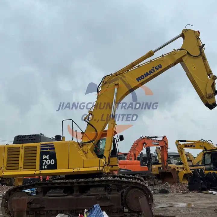 2020 Komatsu PC460 Crawler Excavator