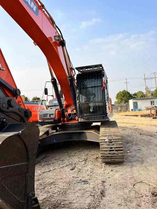 2024 Doosan DX300 Crawler Excavator