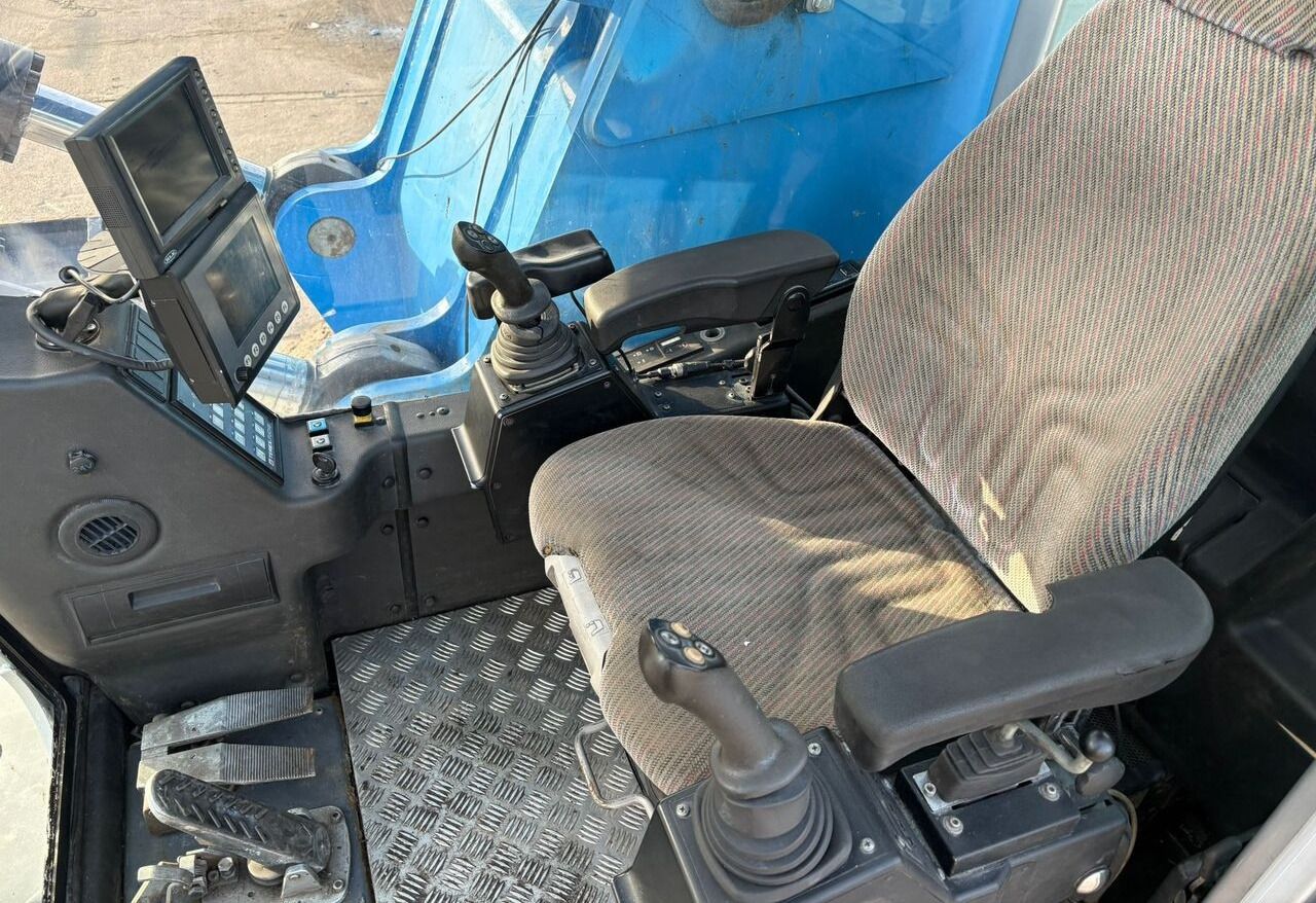 2011 Terex MHL360D Material Handler