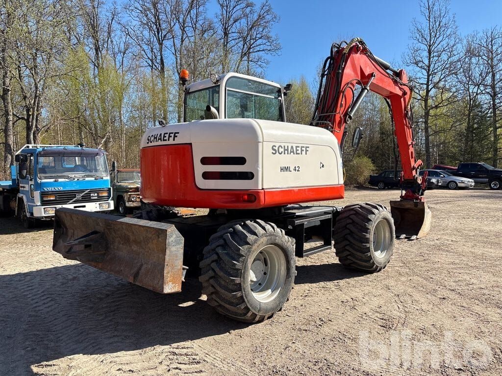 2003 Schaeff HML 42 Wheel Excavator