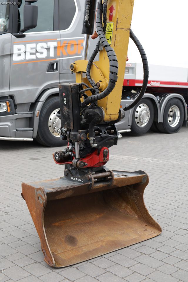 2019 Caterpillar 305.5E2 Mini Excavator