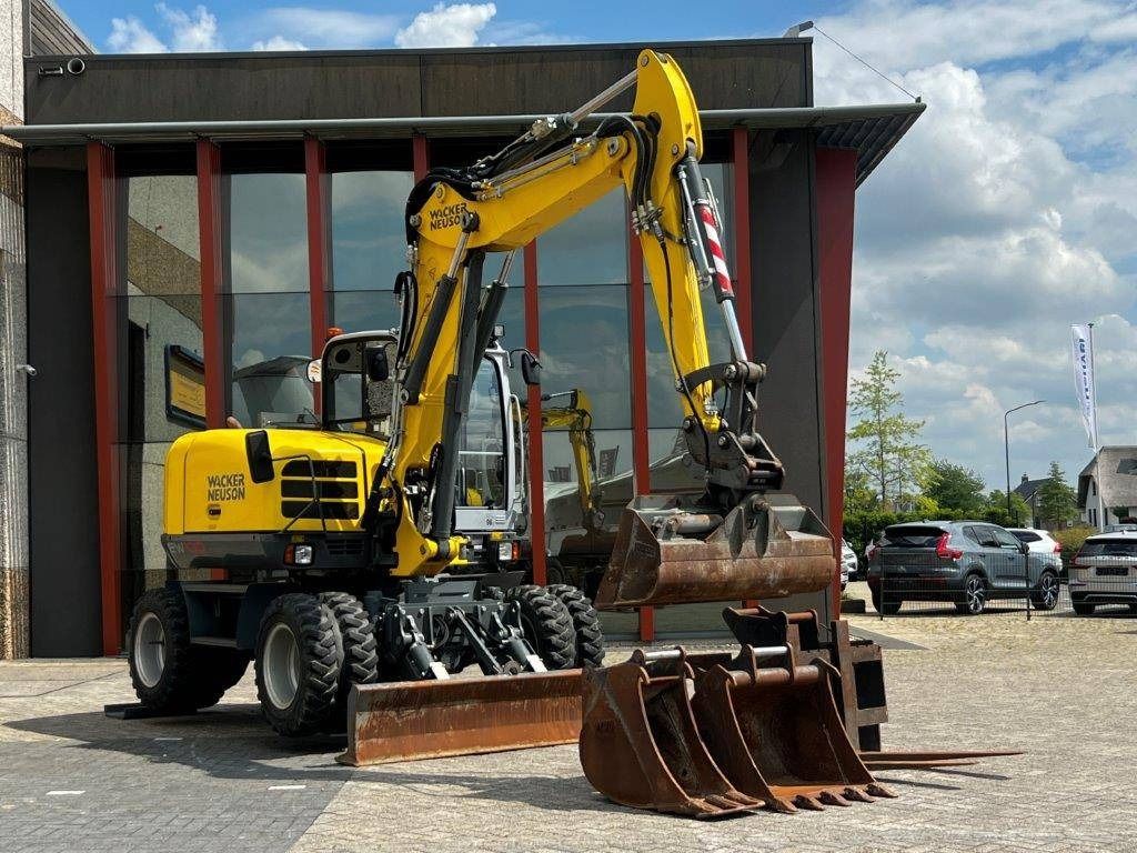 2019 Wacker Neuson EW100 Wheel Excavator