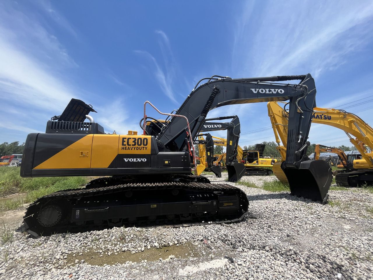 2023 Volvo EC300DL Crawler Excavator