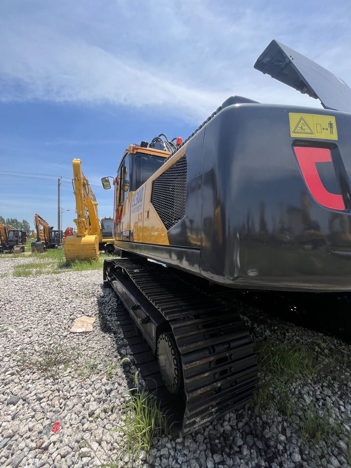 2023 Volvo EC300DL Crawler Excavator