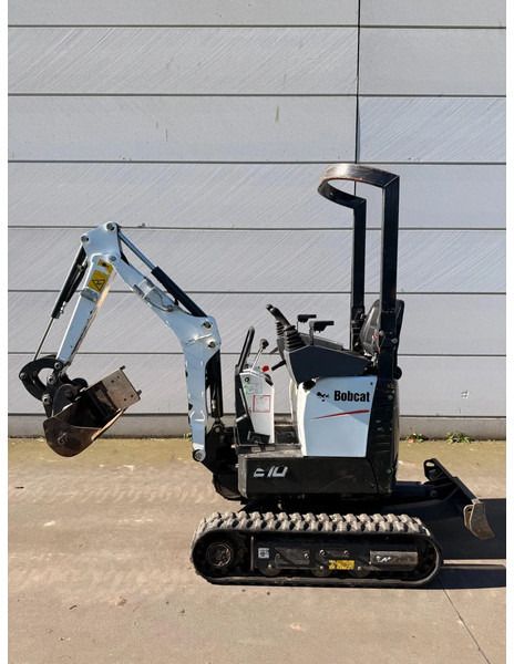 2020 Bobcat E10Z Mini Excavator