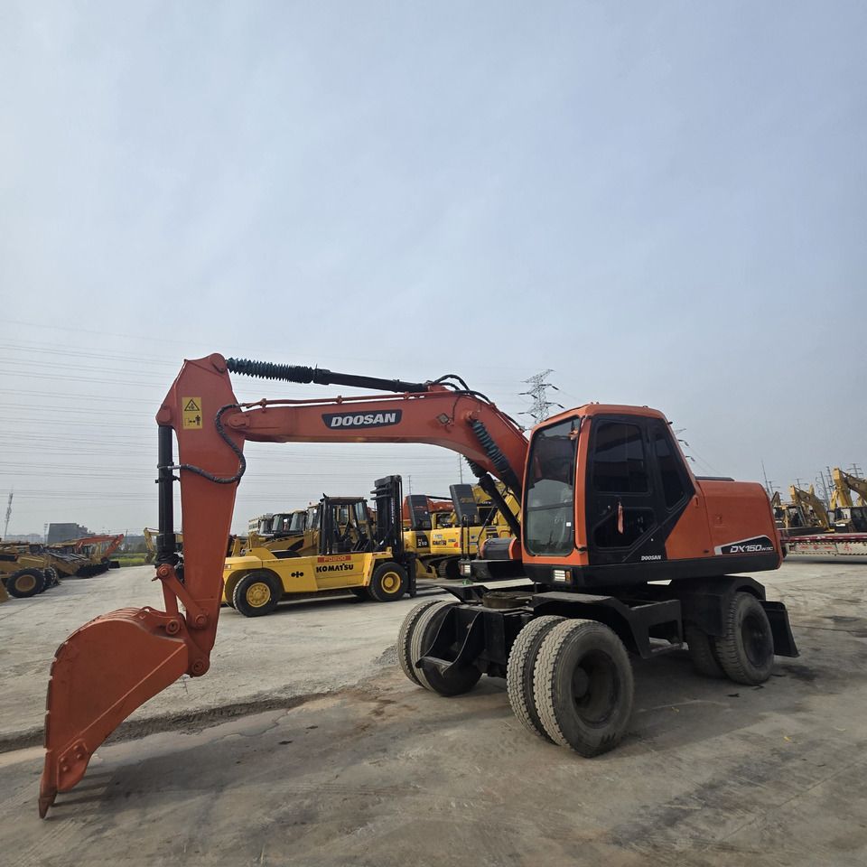 2020 Doosan DX150W Wheel Excavator