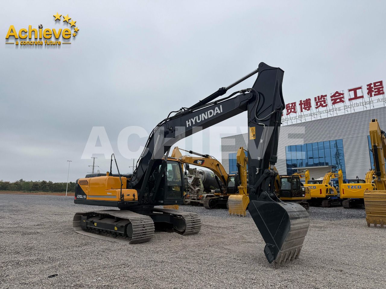 2025 Hyundai R220LC Crawler Excavator