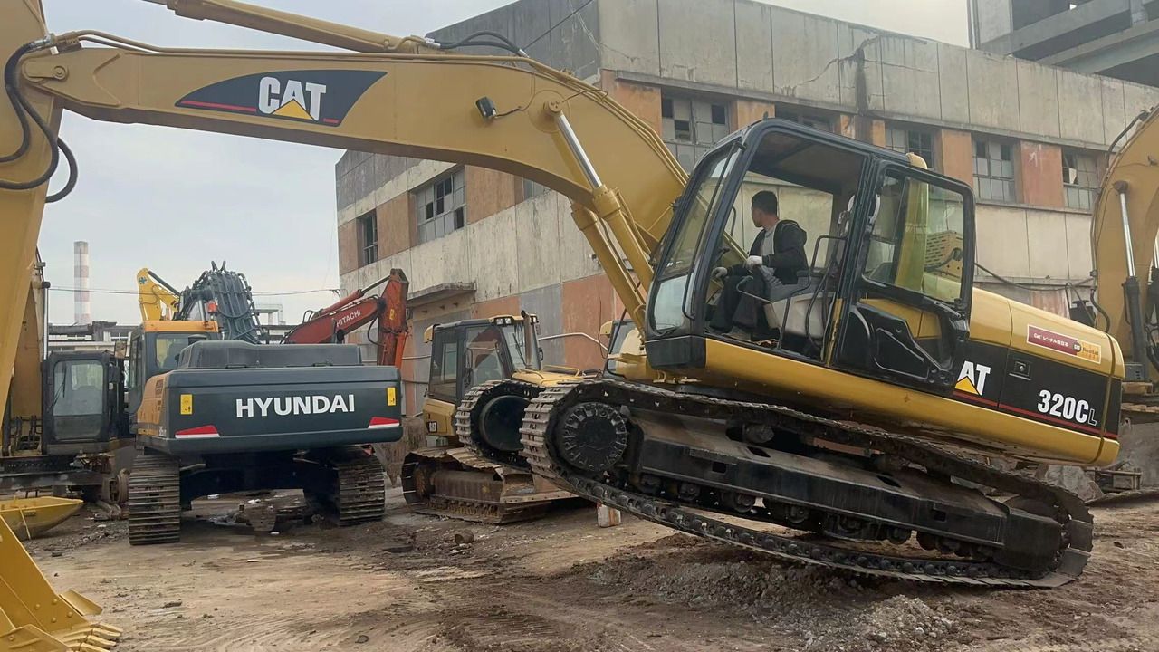 2012 Caterpillar 320C Amphibious Excavator