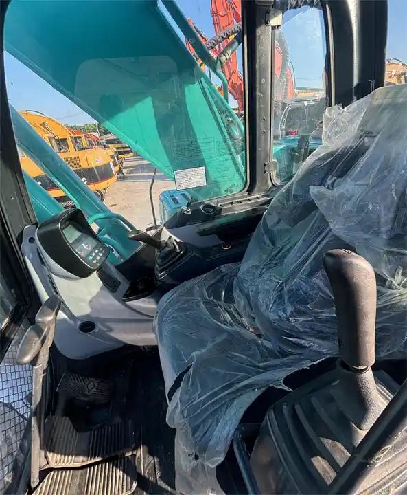 Kobelco SK210-8 Crawler Excavator