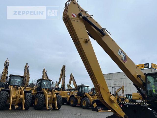 2022 Caterpillar MH3040-07A Material Handler