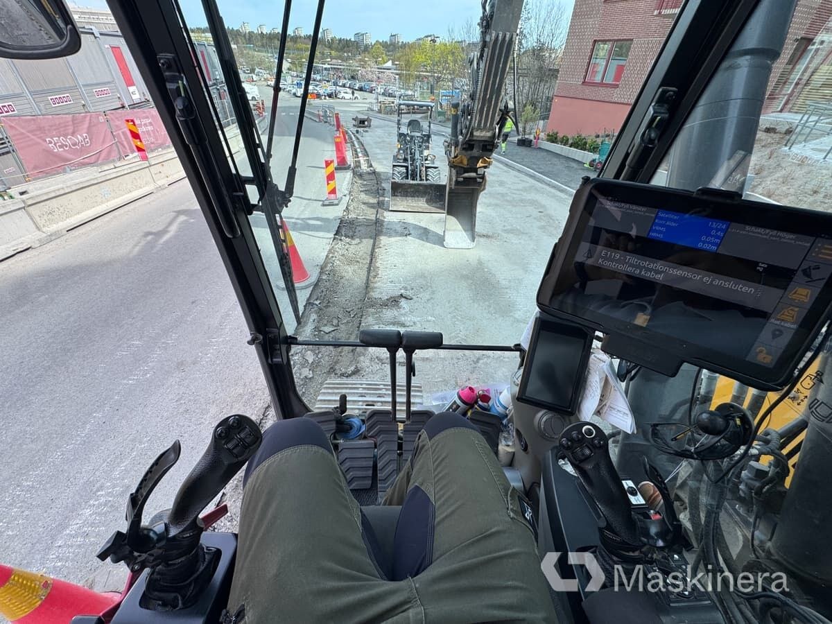 2019 Volvo ECR235EL Crawler Excavator