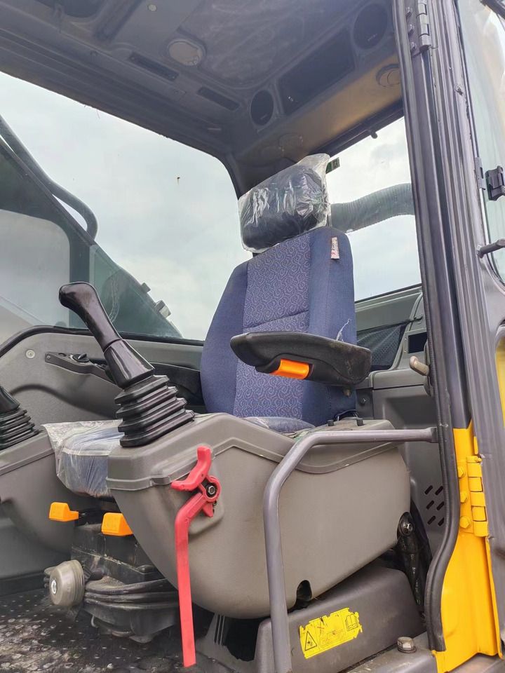 2018 Volvo EC360 Crawler Excavator