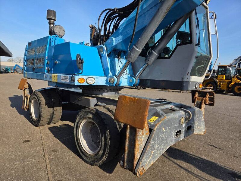 2016 Fuchs MHL331 Material Handler