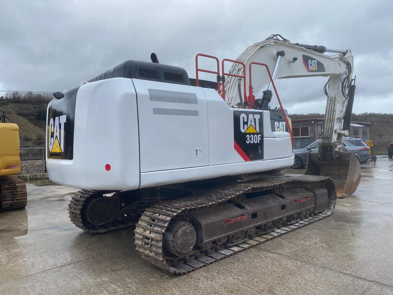 2017 Caterpillar 330F Crawler Excavator