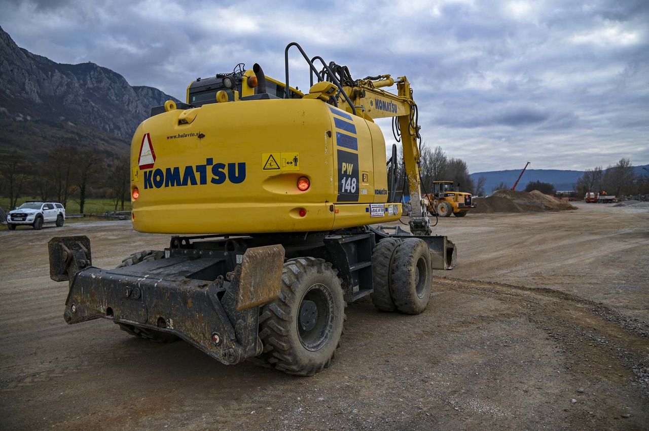 2018 Komatsu PW148-10 Wheel Excavator