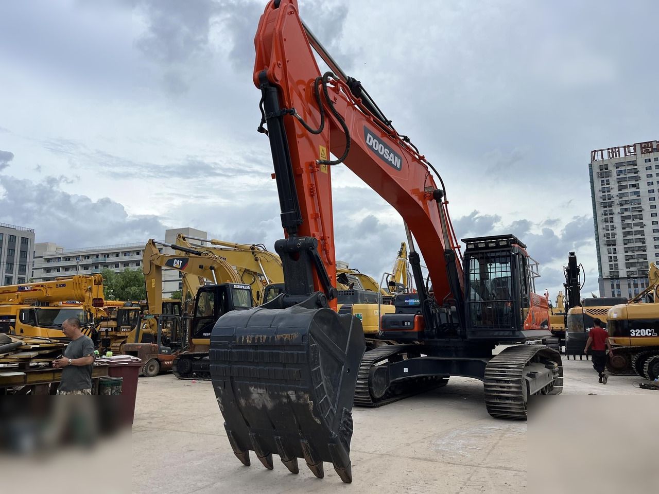 2023 Doosan DX340LC Crawler Excavator