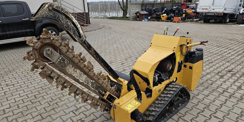 2022 Ditch Witch RTX250 Crawler Excavator