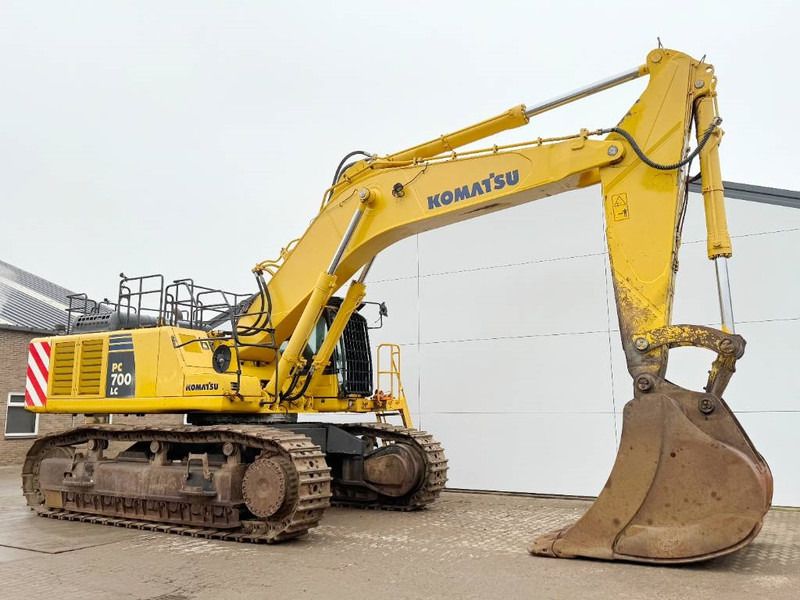 2015 Komatsu PC700LC-8EO Crawler Excavator