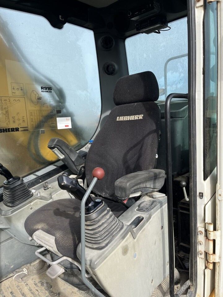 2012 Liebherr 916 Crawler Excavator