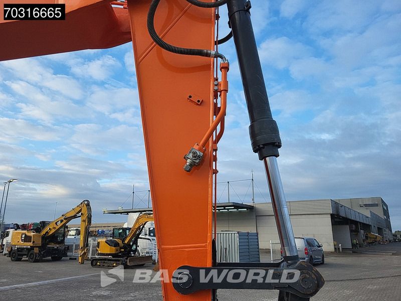 2020 Doosan DX225LC-5 Crawler Excavator