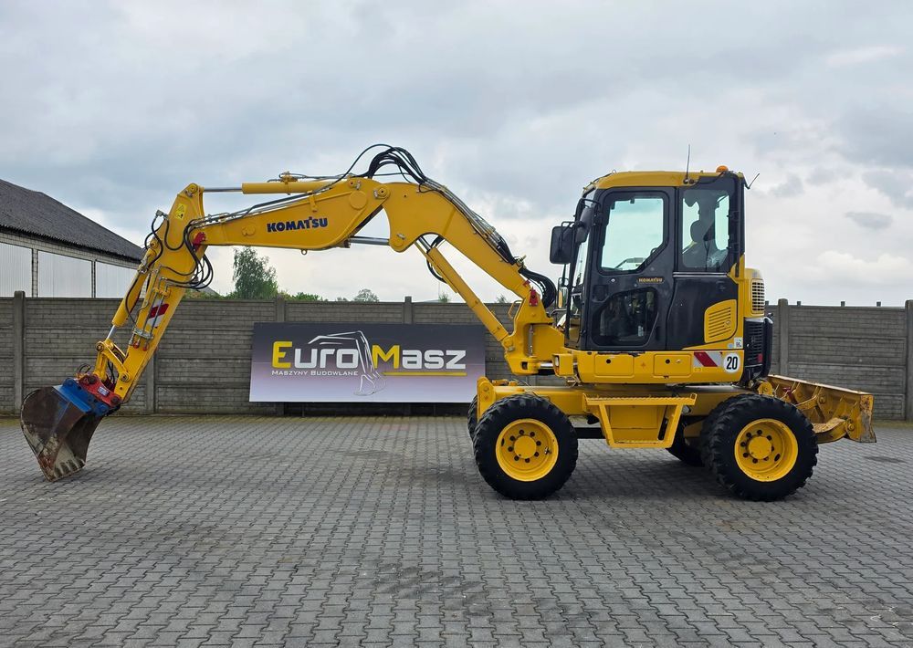 2017 Komatsu PW98MR-8 Wheel Excavator