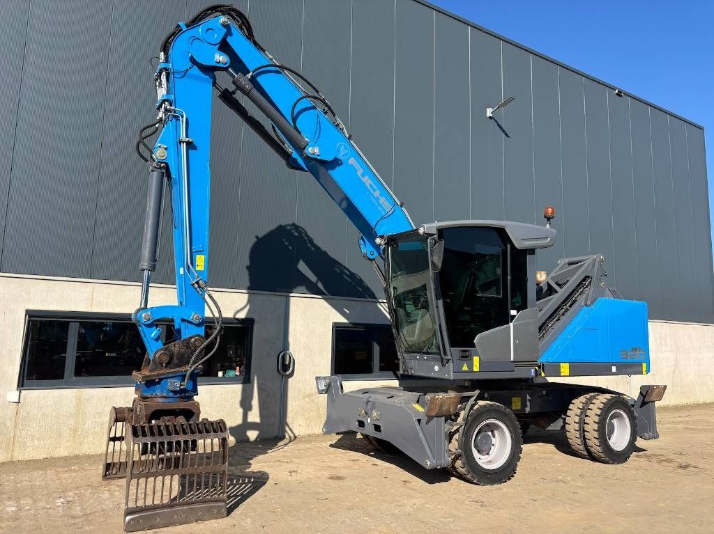 2022 Fuchs MHL320F Material Handler