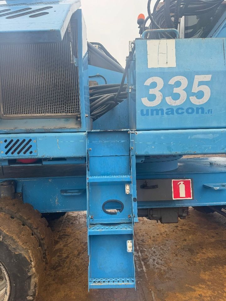 2011 Fuchs MHL335 Material Handler