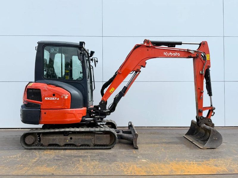 Kubota KX037-4 – Hammer Lines / Quick Coupler (2020)