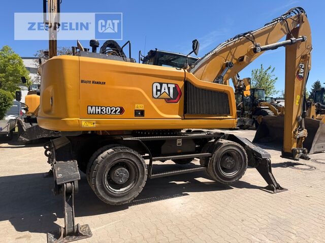 2020 Caterpillar MH3022-06C Material Handler