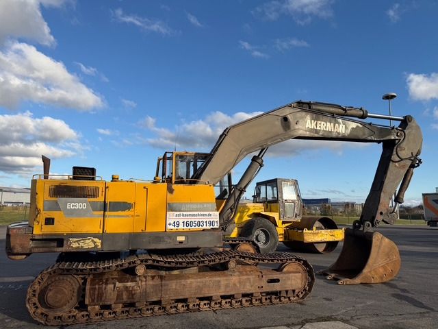 Akermann EC300 Crawler Excavator
