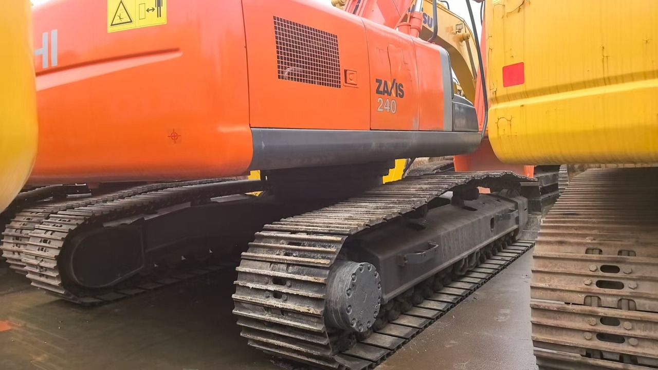 2015 Hitachi ZX240 Crawler Excavator