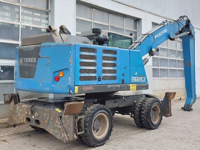 2016 Fuchs MHL320F Material Handler