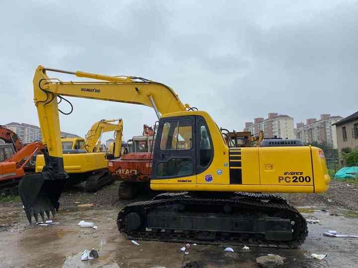 2020 Komatsu PC200-6 Raupenbagger 2020 Komatsu PC200 Avance crawler excavator, side profile view