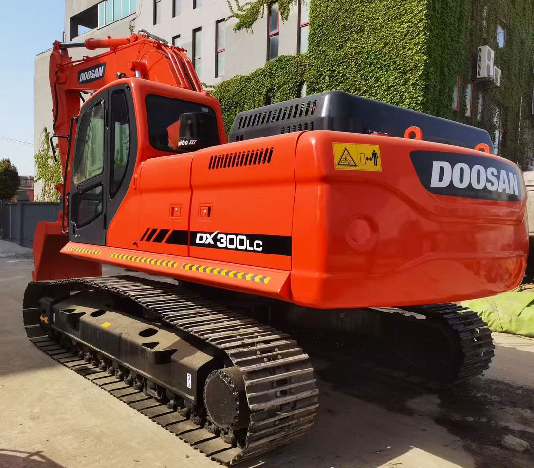 2023 Doosan DH150W Crawler Excavator