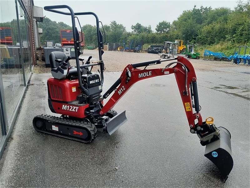 Mole M12 Mini Excavator
