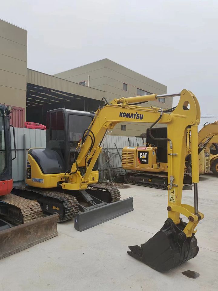 2018 Komatsu PC40MR Mini Excavator