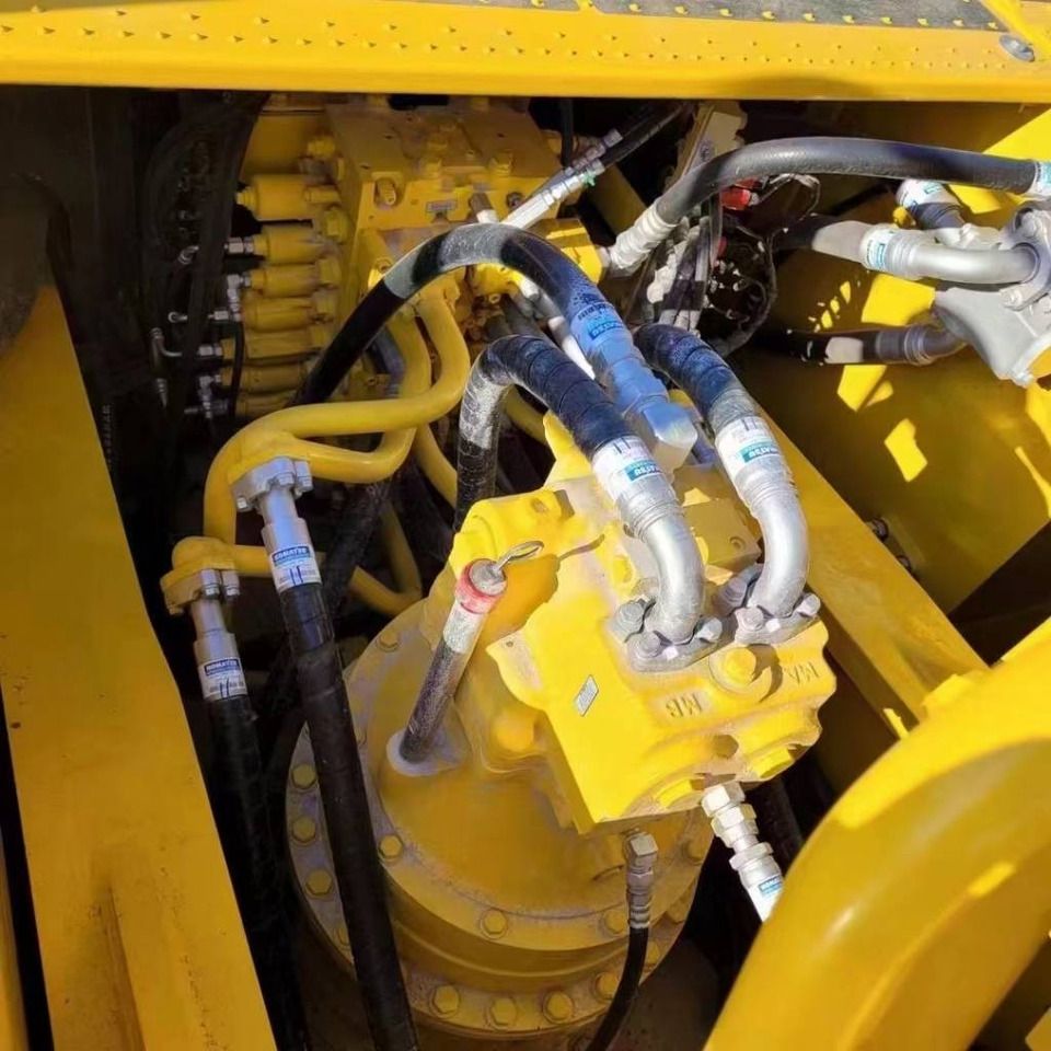 2025 Komatsu PC450 Crawler Excavator